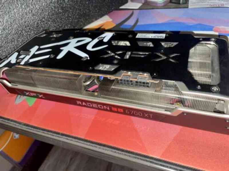XFX SPEEDSTER MERC319 AMD RADEON RX 6900 XT Limited Black Ga - foto 3