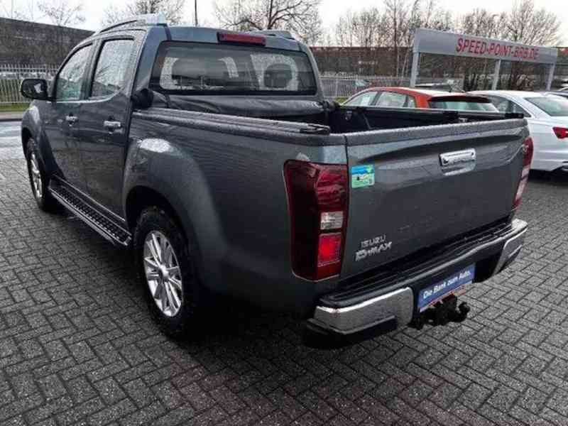 Isuzu D-Max 2,0d 4x4 Premium 120kw - foto 6
