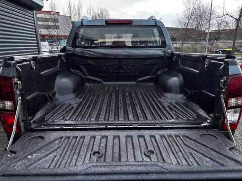 Isuzu D-Max 2,0d 4x4 Premium 120kw - foto 5