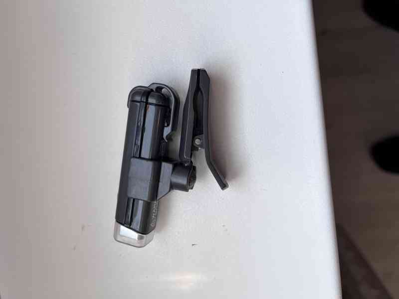 BEZDOTYKOVÁ ZKOUŠEČKA + SVÍTILNA LVD1 FLUKE - foto 2