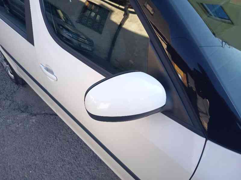 ŠKODA Roomster 1,4i 16V Ambition ČR - foto 7
