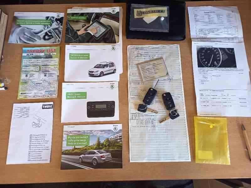 ŠKODA Roomster 1,4i 16V Ambition ČR - foto 24
