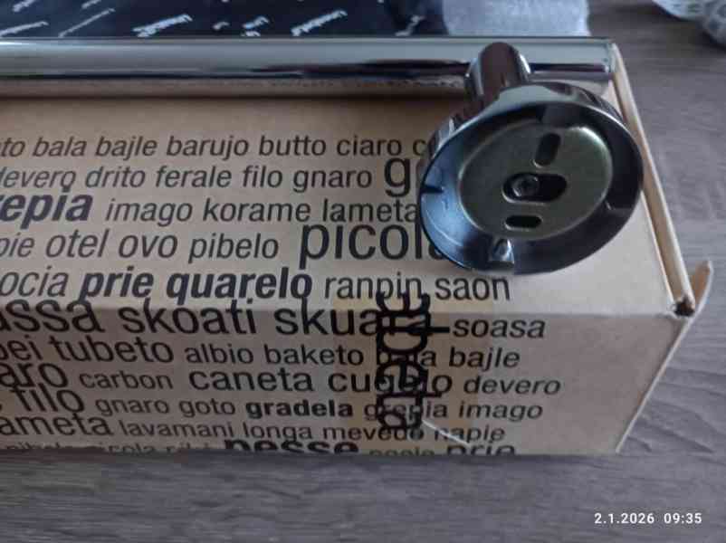 Prodám nový věšák na osušky Lineabeta 600 mm - foto 3