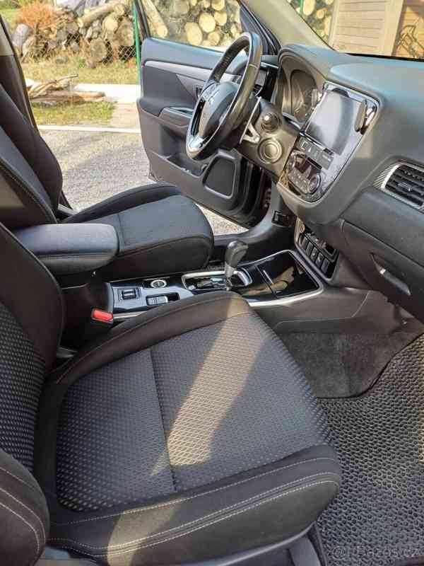 Mitsubishi Outlander 2,2   Nabizim k prodei - foto 10
