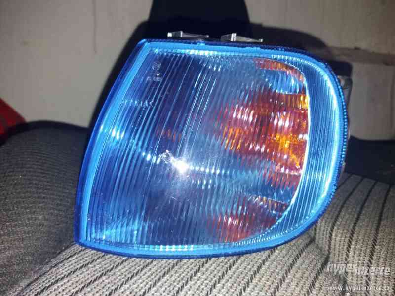 Nové přední modré blinkry Hella VW Polo 6N - foto 7