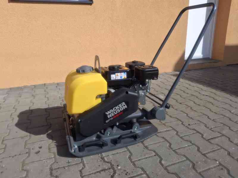 Vibrační deska Wacker Neuson BPS1550Gw 15 kN