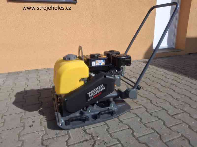 Vibrační deska Wacker Neuson BPS1550Gw 15 kN - foto 9