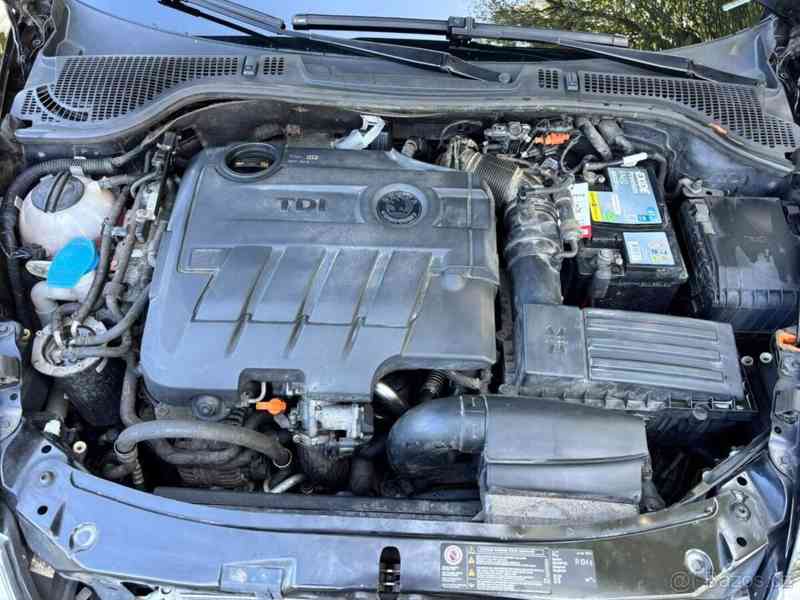 Škoda Octavia 2,0   2 RS, TDi - prodej - foto 15