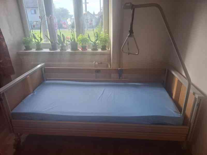 Zdravotní elektrická polohovací postel - foto 3