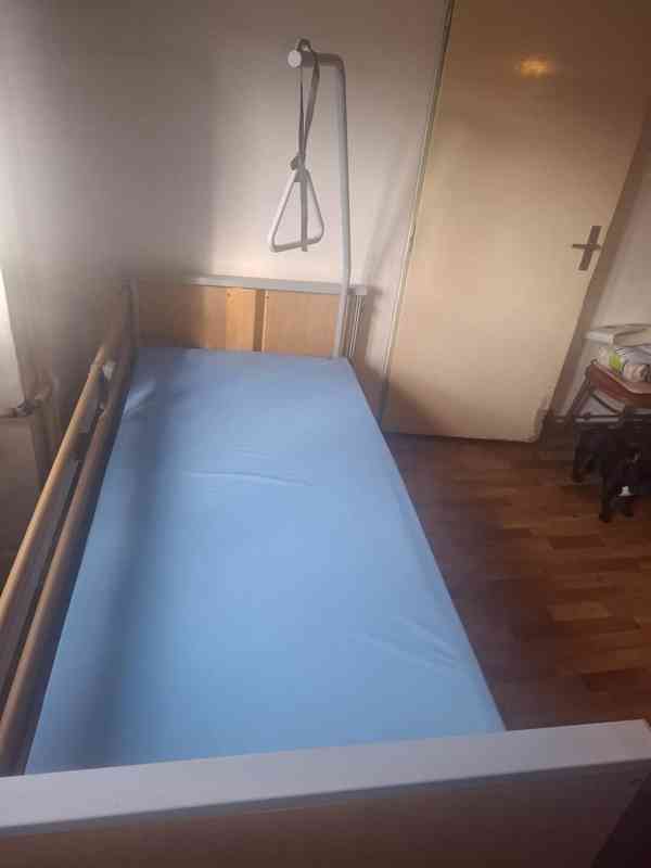 Zdravotní elektrická polohovací postel - foto 2
