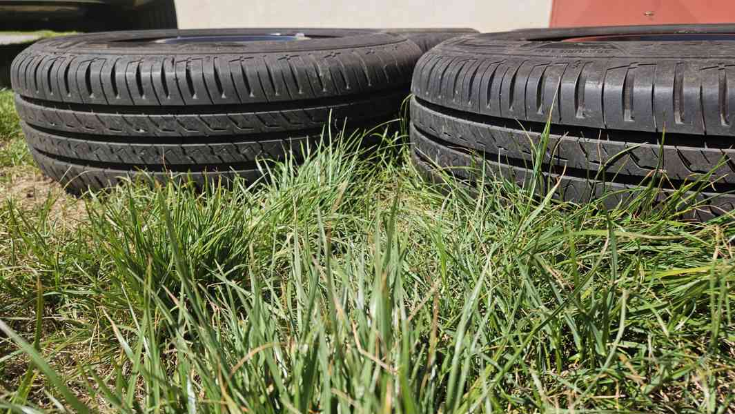 Hyundai ix20 letní pneumatiky Barum 195/65R15 vzorek 8mm - foto 3