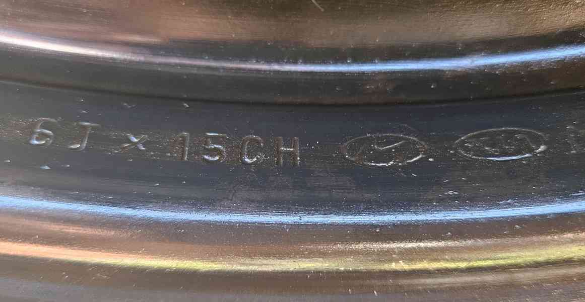 Hyundai ix20 letní pneumatiky Barum 195/65R15 vzorek 8mm - foto 4