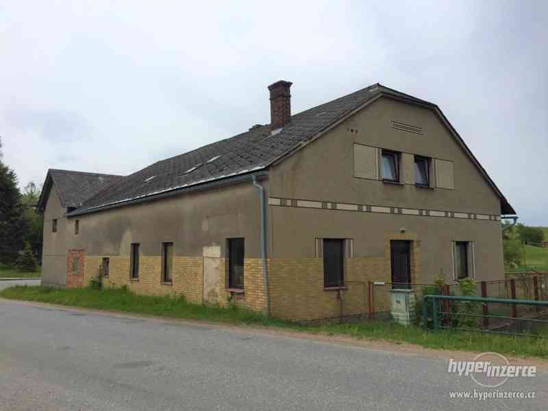 Ostrov u Lanškrouna, RD 345 m2, pozemek 2240 m2 - foto 1