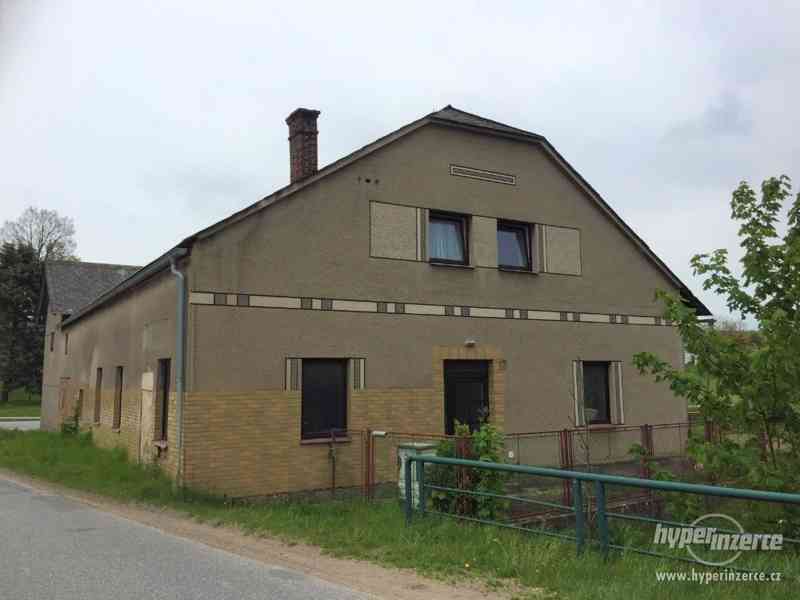 Ostrov u Lanškrouna, RD 345 m2, pozemek 2240 m2 - foto 2