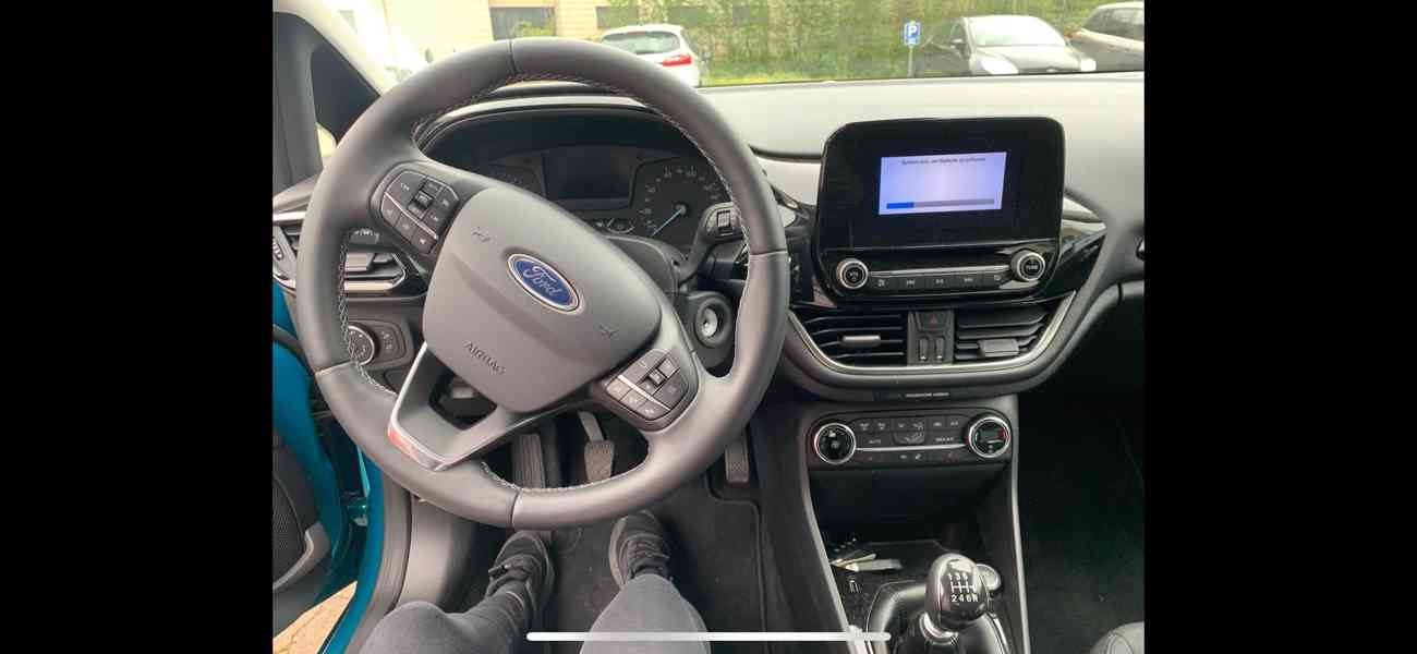 Ford Fiesta  - foto 11