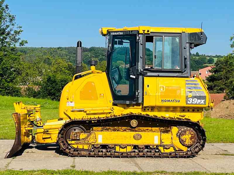 Buldozer Komatsu D39PX-24 (Možnost leasingu) - foto 2