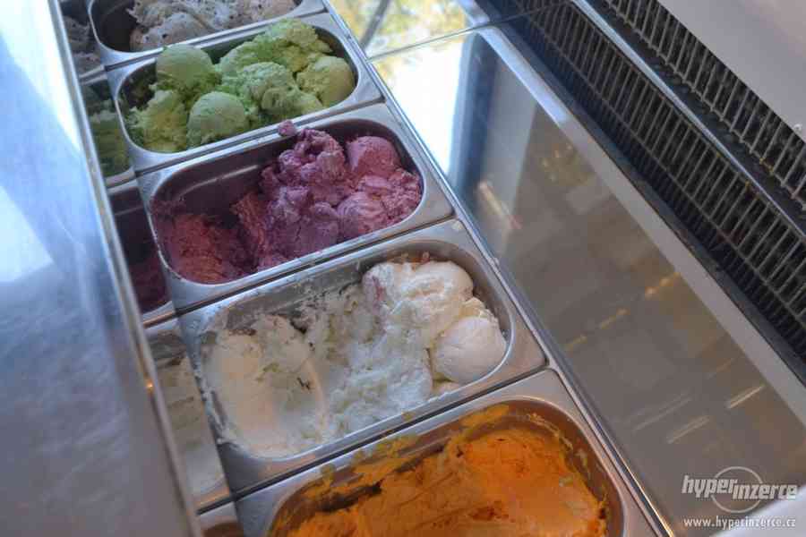 Zmrzlinový pult - foto 1