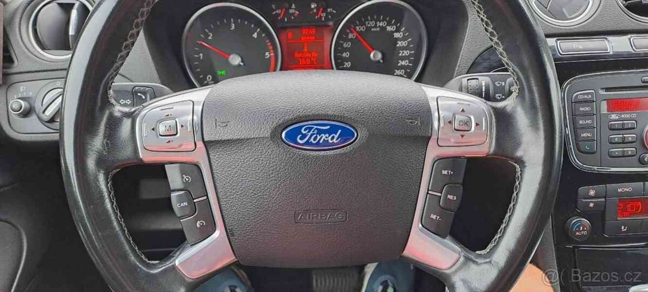 Ford Galaxy 2,0   103 kw DPF Power Shift Titaniu - foto 9