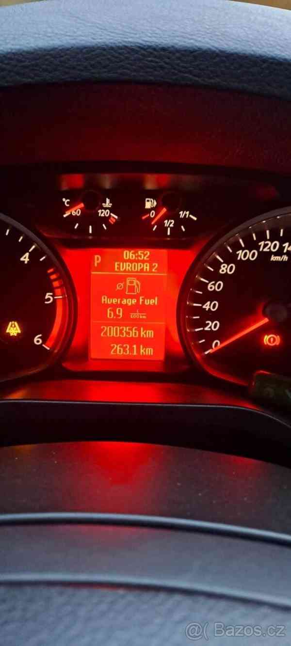 Ford Galaxy 2,0   103 kw DPF Power Shift Titaniu - foto 16