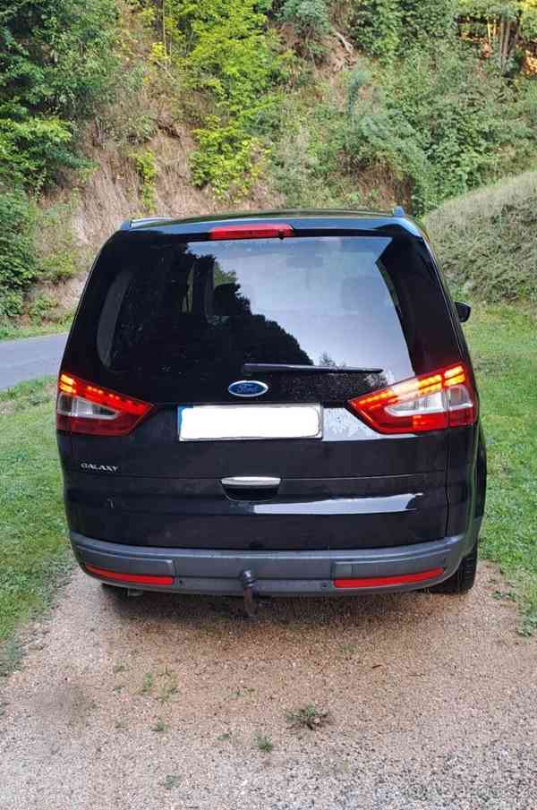 Ford Galaxy 2,0   103 kw DPF Power Shift Titaniu - foto 17