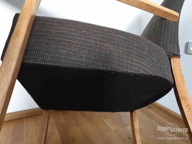 Zrenovovaná stará křesla - foto 6