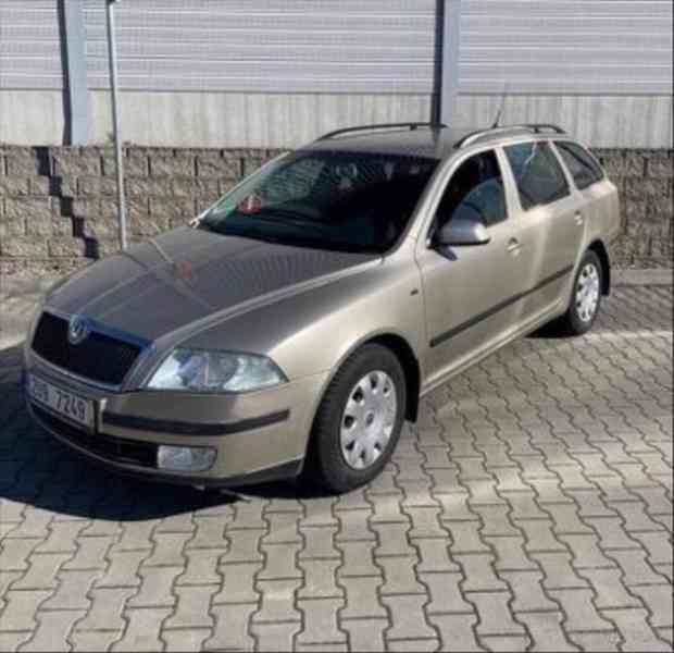 Škoda Octavia 1,4   TSI (90kw) stříbrné barvy - foto 10