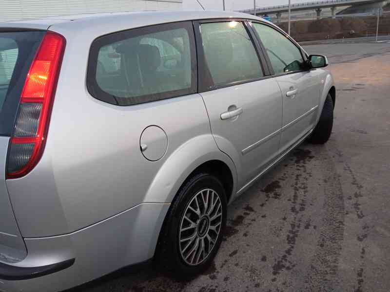Prodej Ford Focus kombi 1.6 TDi, 80kW - foto 6