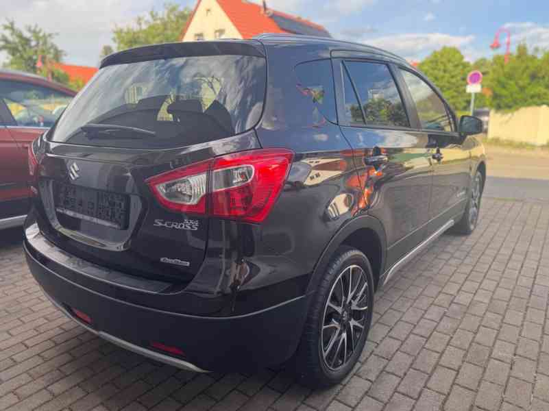 Suzuki (SX4) S-Cross 1.6i Limited 4x4 benzín 88kw - foto 8
