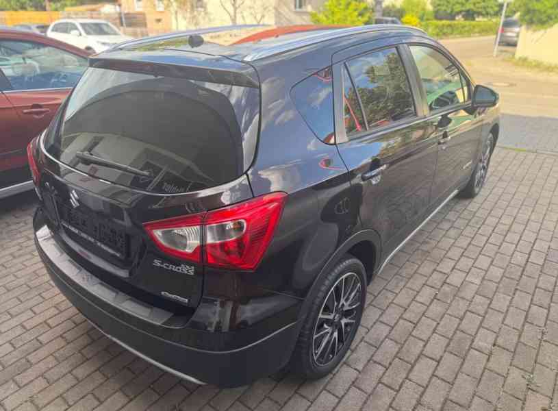Suzuki (SX4) S-Cross 1.6i Limited 4x4 benzín 88kw - foto 7