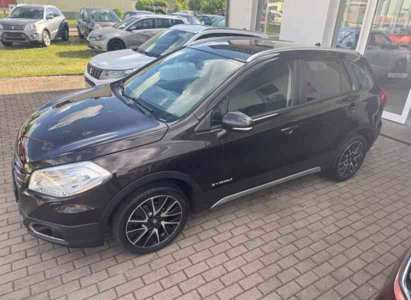 Suzuki (SX4) S-Cross 1.6i Limited 4x4 benzín 88kw - foto 5
