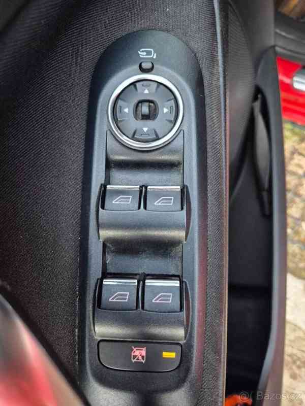 Ford Galaxy 2,2   TDCi Ghia (129 kW) - foto 7