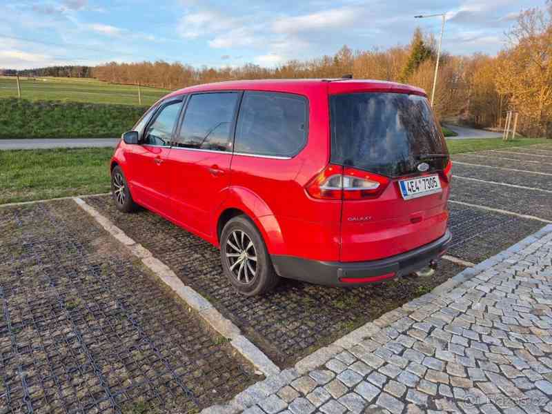 Ford Galaxy 2,2   TDCi Ghia (129 kW) - foto 2