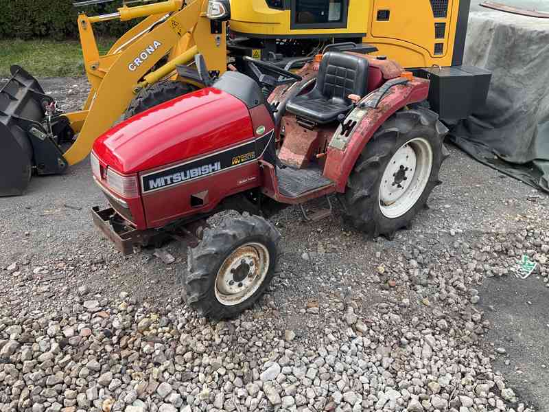 Traktor japonský Mitsubishi MT205, 20Hp - foto 1