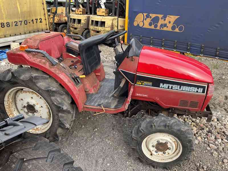 Traktor japonský Mitsubishi MT205, 20Hp - foto 2
