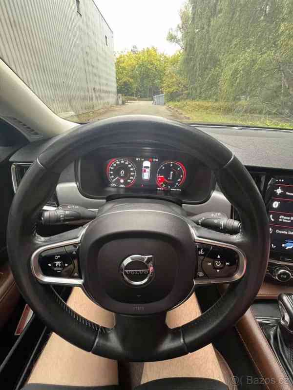 Volvo V90 2,0   D3 - foto 5