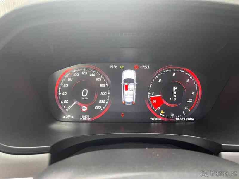 Volvo V90 2,0   D3 - foto 11
