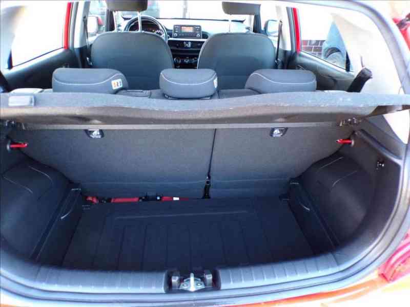 Kia Picanto 1,0 i - foto 10
