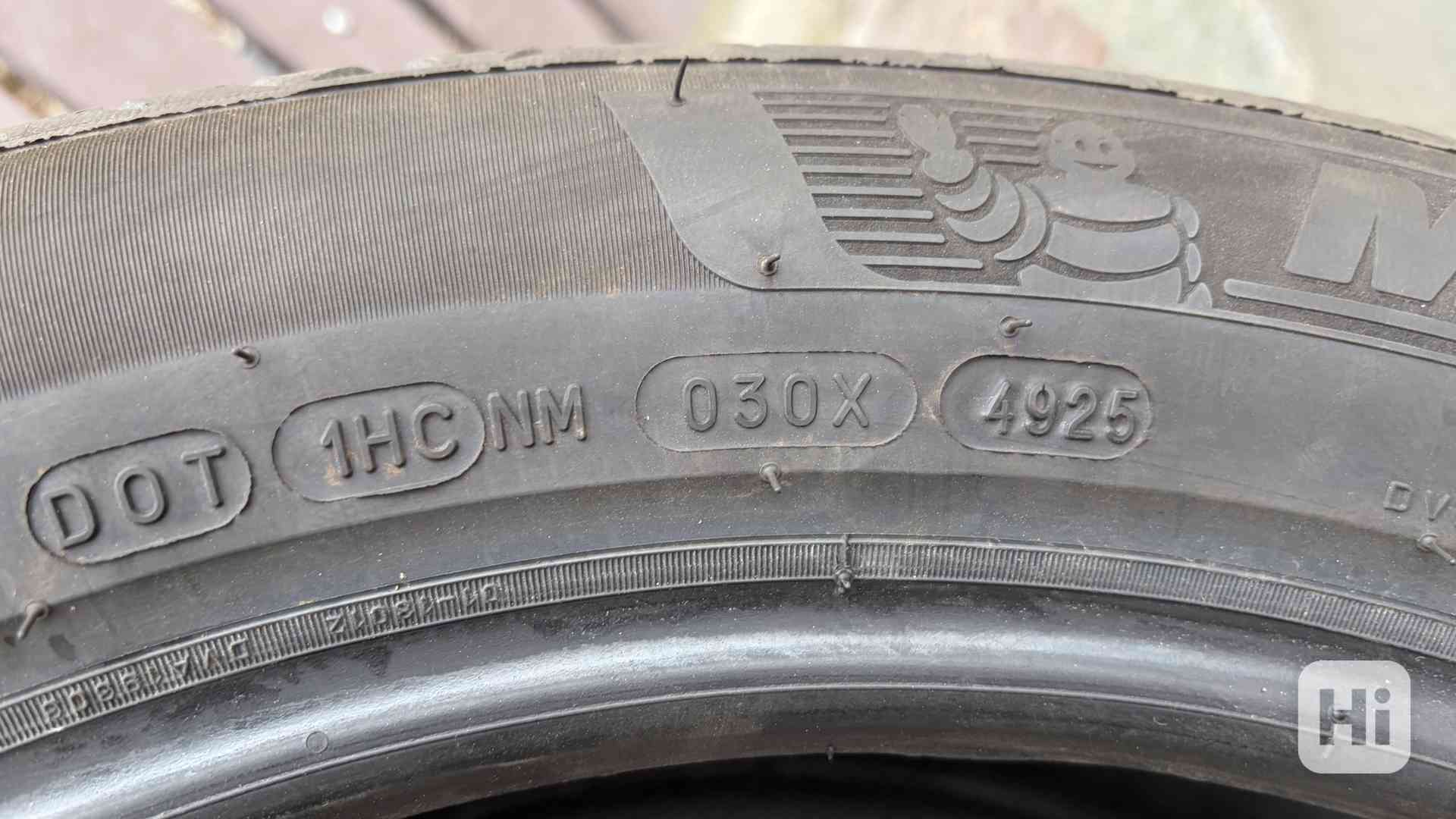  Pneumatiky  235/50 R19 - foto 1
