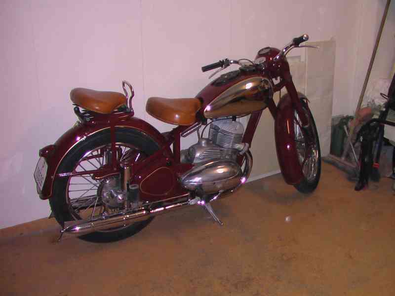 Veterán Jawa-Ogar 350 (343cm) r.v.1949 Brodce