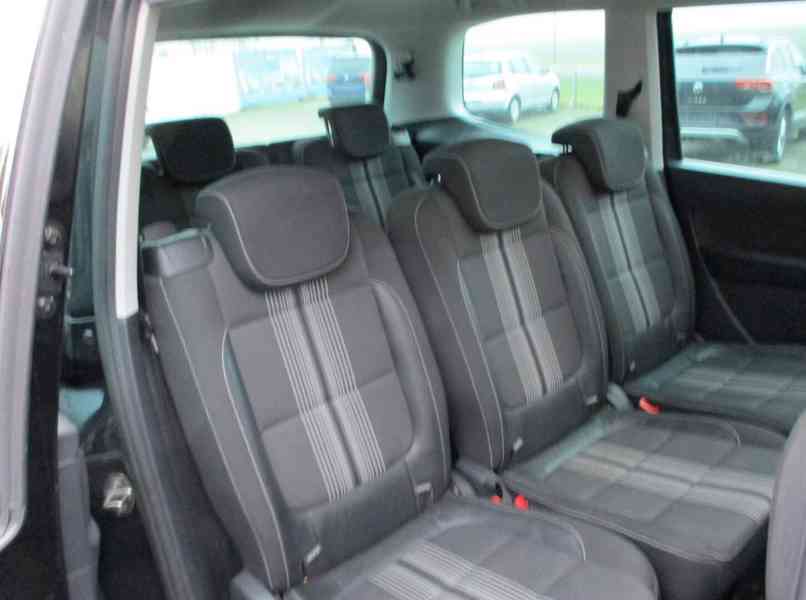 Volkswagen Sharan 2,0TDI Match 103kw - foto 11