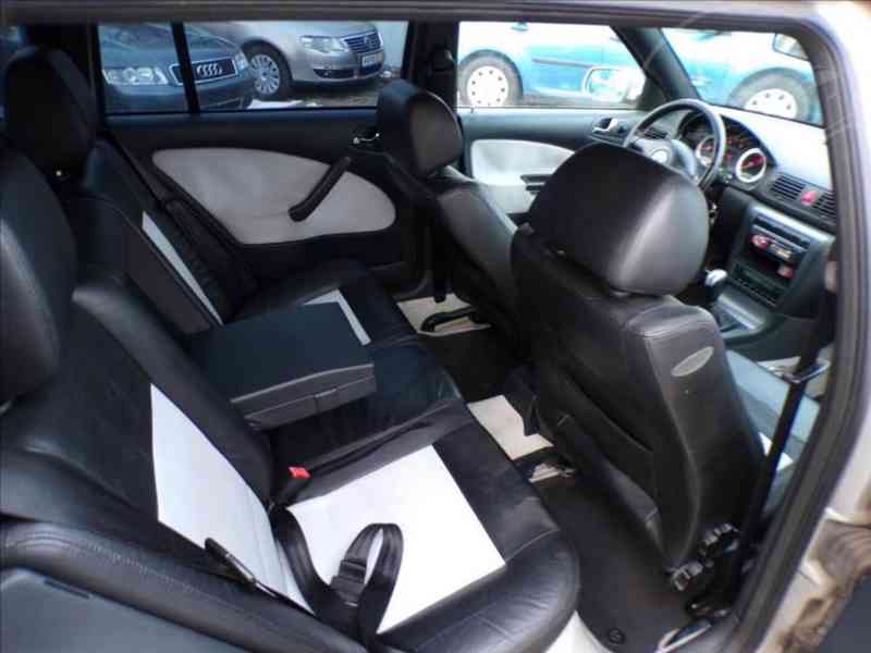 Škoda Octavia 1,8 20V-TURBO 132KW RS,XENONY - foto 11