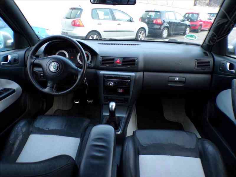 Škoda Octavia 1,8 20V-TURBO 132KW RS,XENONY - foto 5