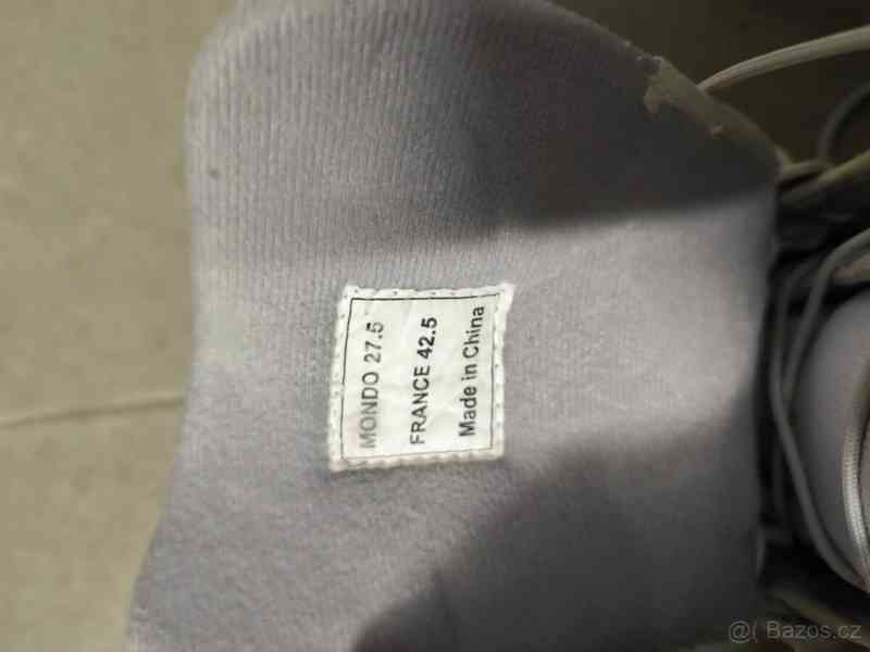 Snowboard a boty - foto 11