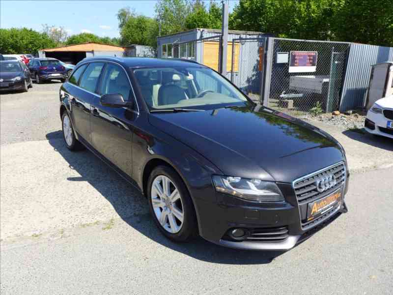 Audi A4 2,0 TDI 4x4, NAVI, 1.MAJITEL - foto 2