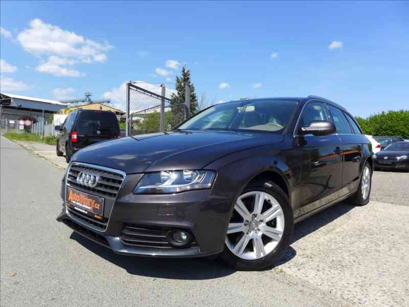 Audi A4 2,0 TDI 4x4, NAVI, 1.MAJITEL - foto 1