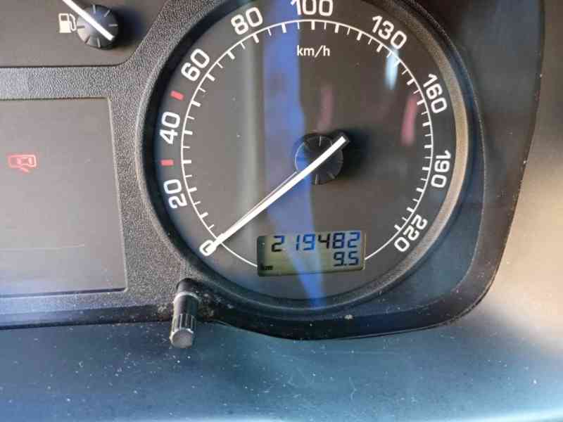 Škoda Octavia combi 1,9 TDI, 81 kW  - foto 11