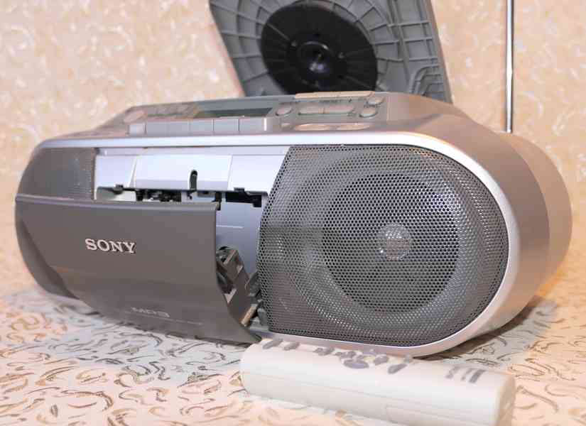SONY CD Radio cassete-corder CFD - S03CP - foto 2