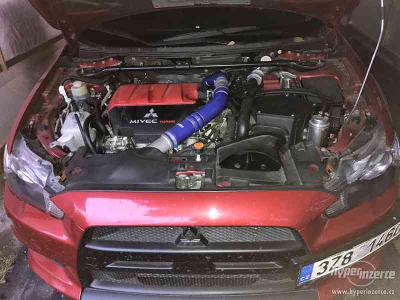 MITSUBISHI evo x R.V. 2010 - foto 4