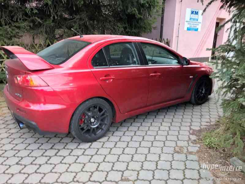 MITSUBISHI evo x R.V. 2010 - foto 5