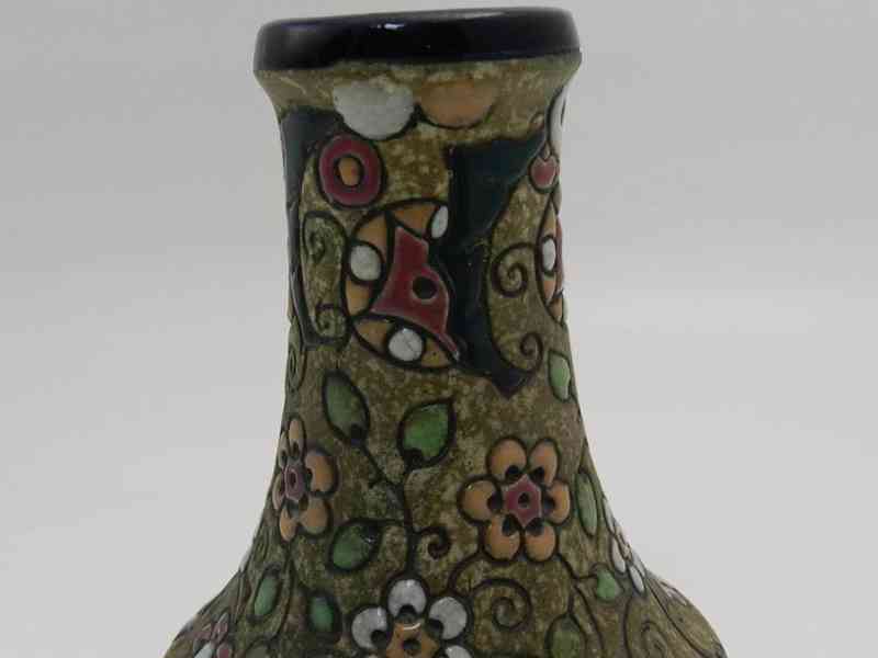 Krásná secesní Váza plastický reliéf Amphora Teplice - foto 6